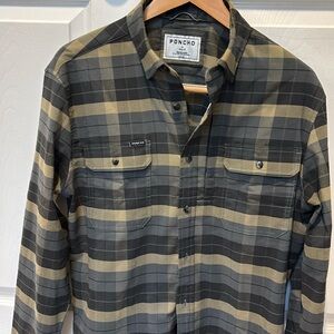 PONCHO Men’s shirt.